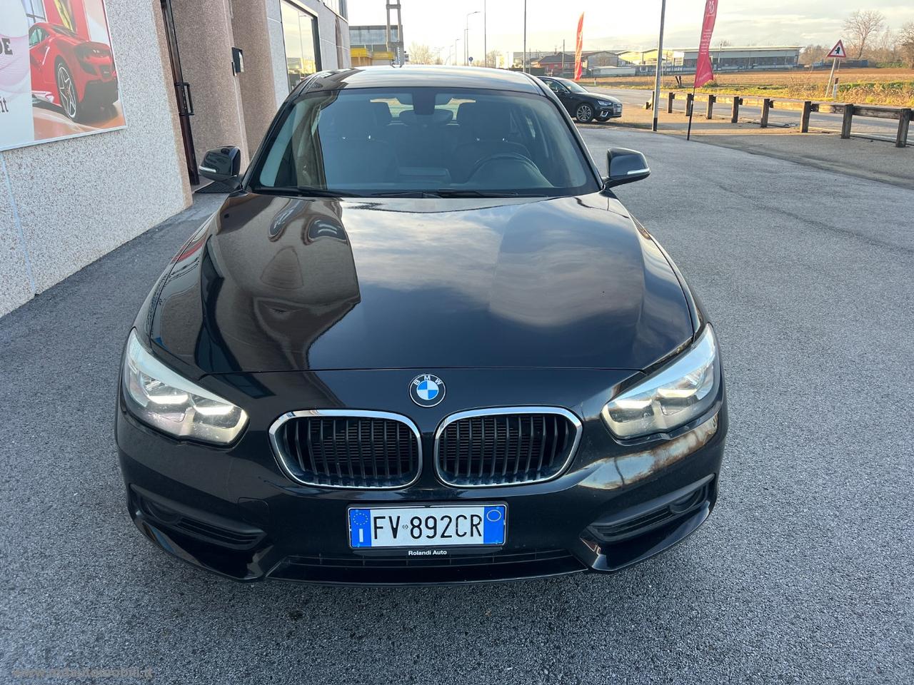 BMW 118d 5p. Urban IVA ESPOSTA SOLO KM.74000