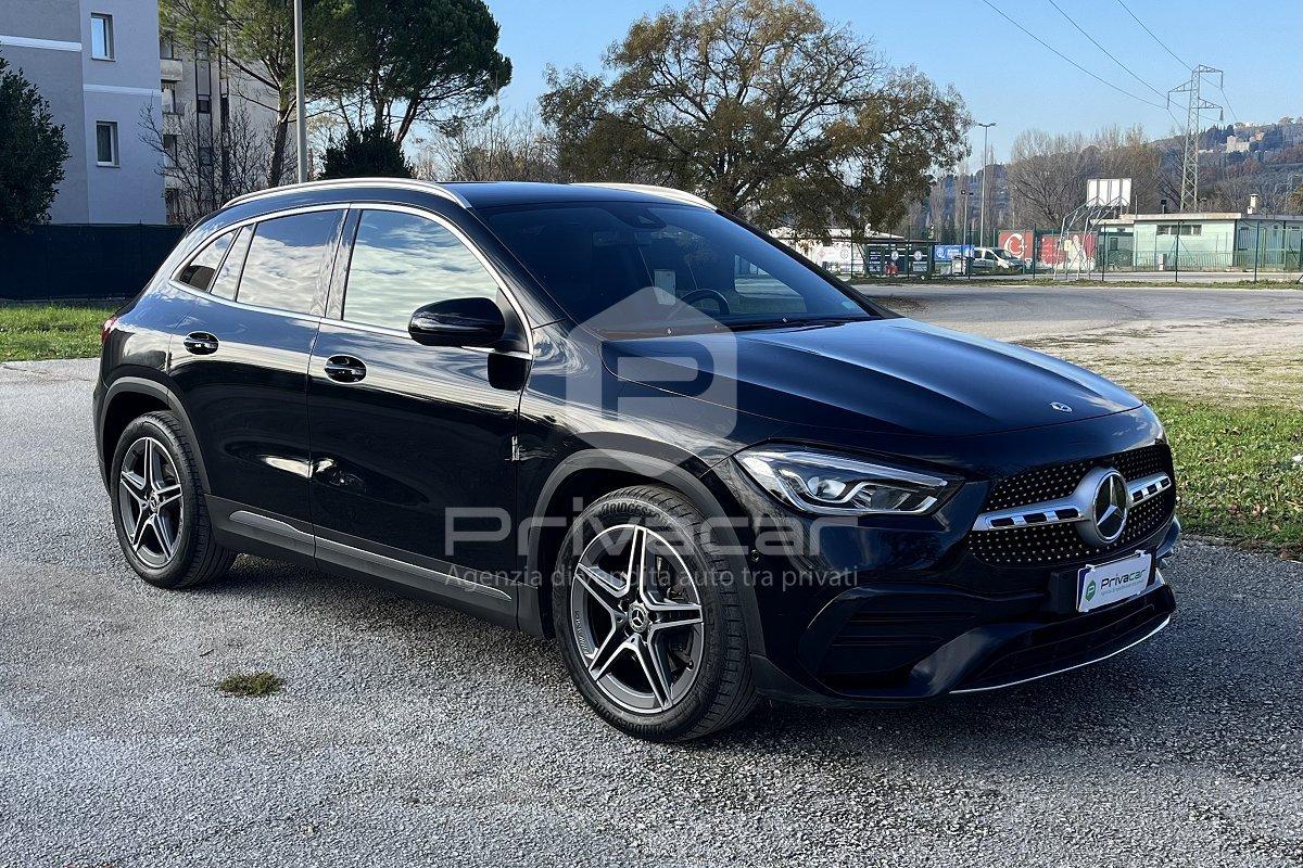 MERCEDES GLA 180 d Automatic Premium