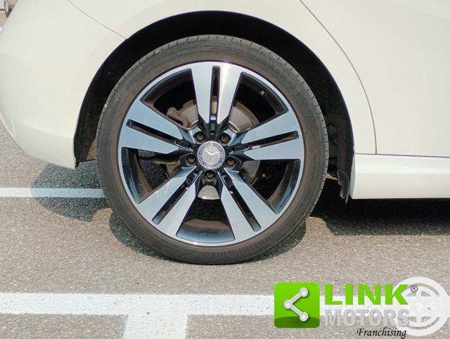 MERCEDES-BENZ A 180 CDI Premium