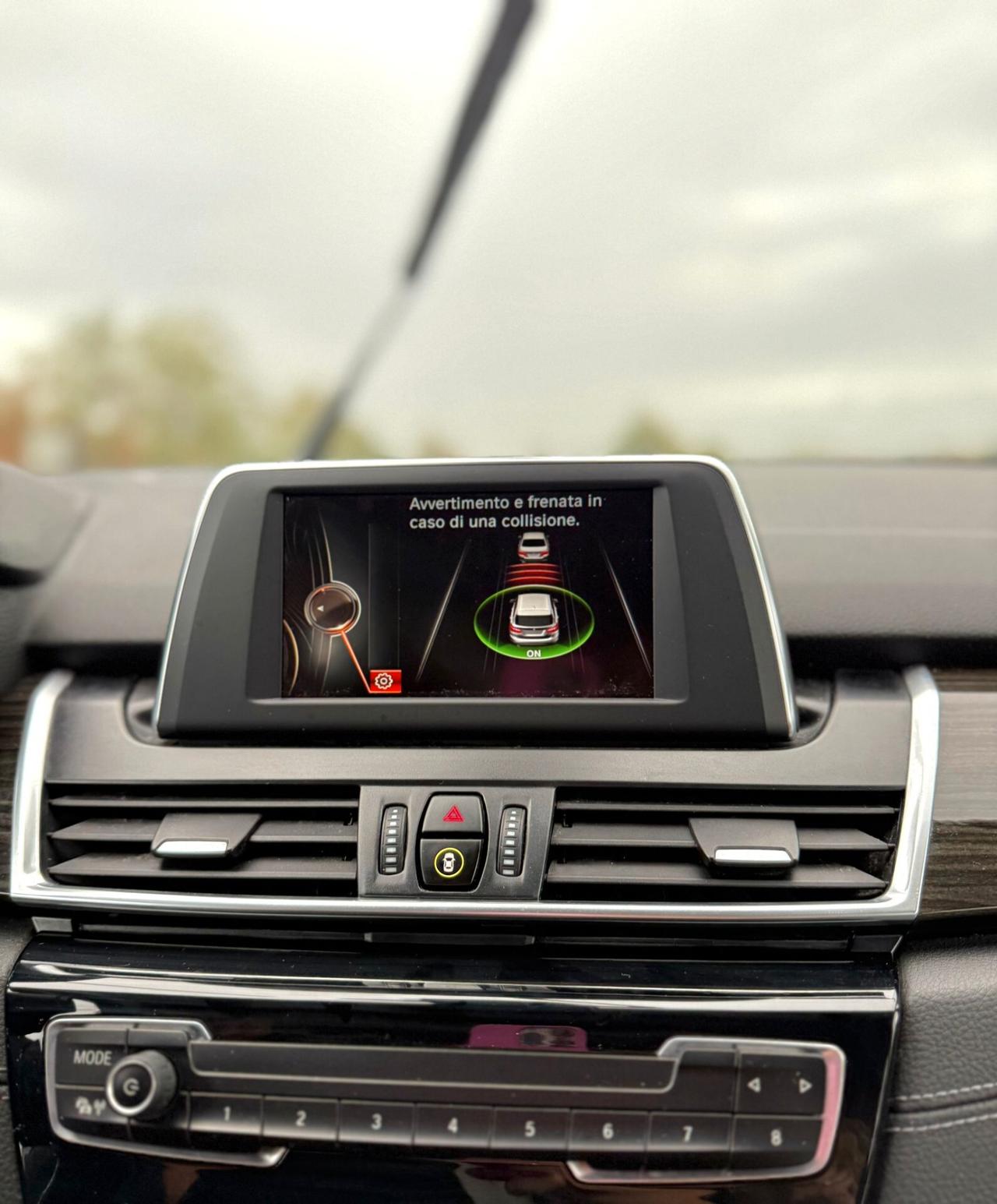 Bmw 2er Active Tourer 218d Luxury