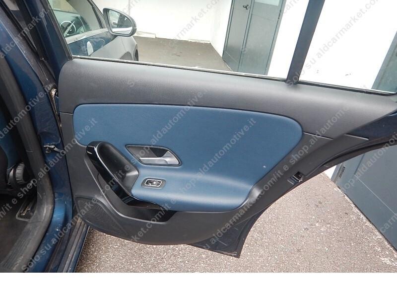 Mercedes-Benz A 180d Autom. *49.000 Km* da VETRINA