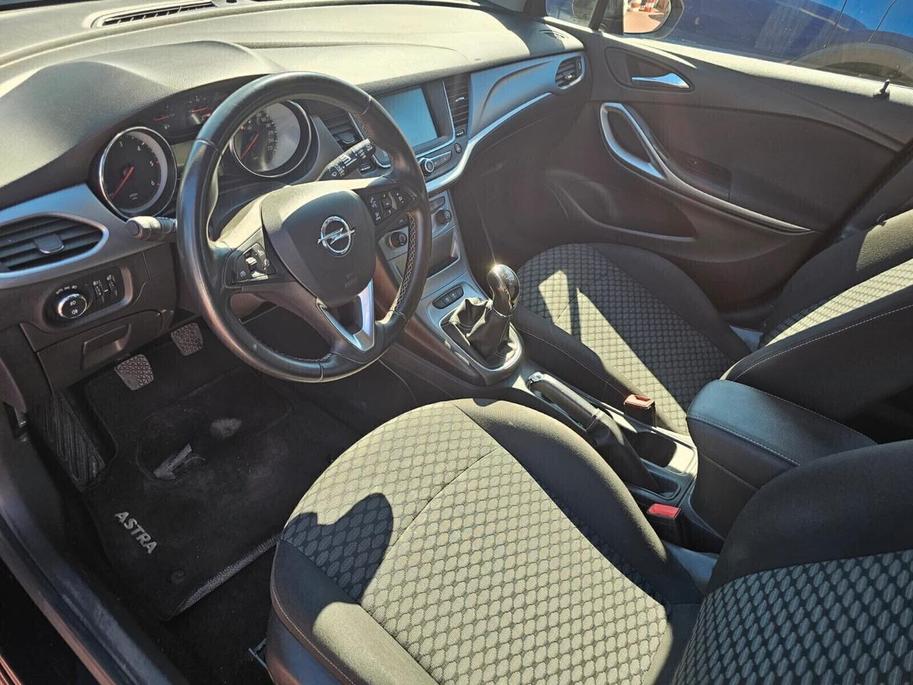 Opel Astra 1.6 CDTi 136CV Start&Stop 5 porte Innovation