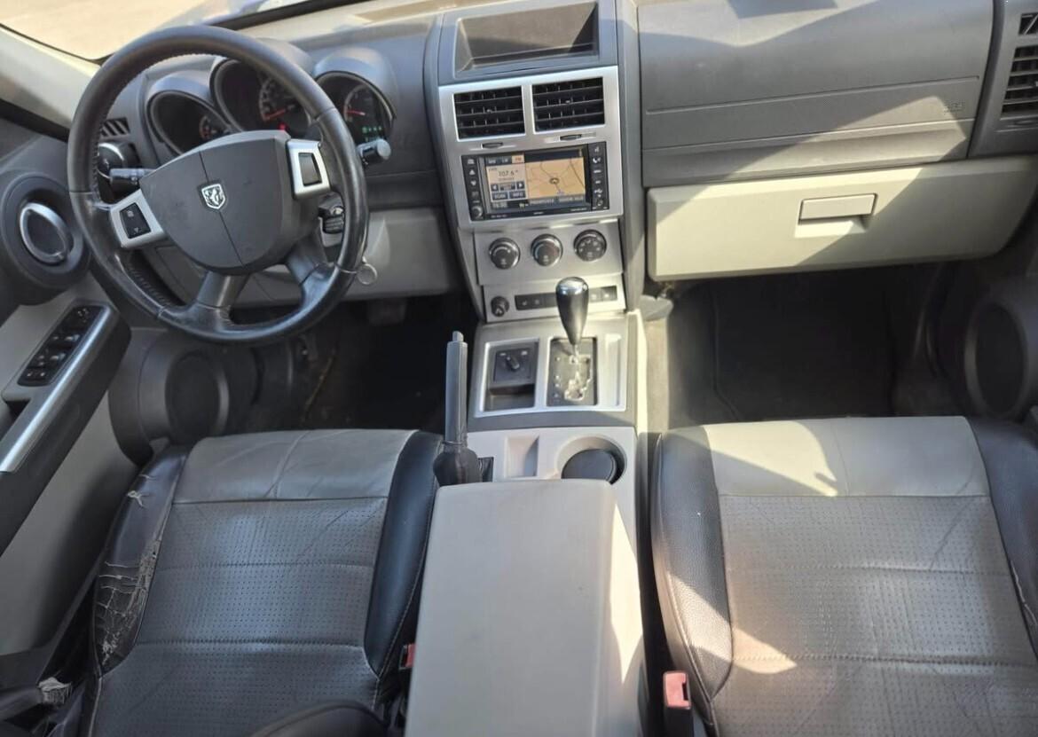 Dodge Nitro 2.8 CRD DPF R/T 4WD PELLE