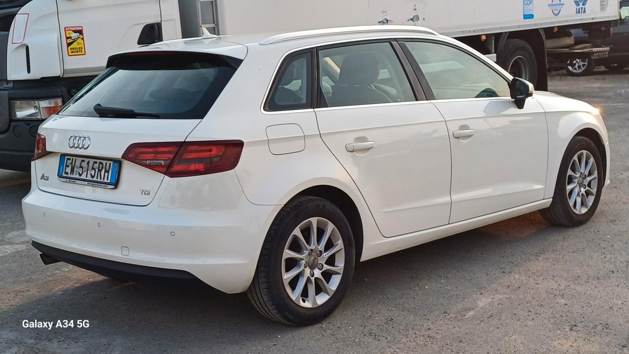 Audi A3 1.6 TDI clean diesel Ambiente