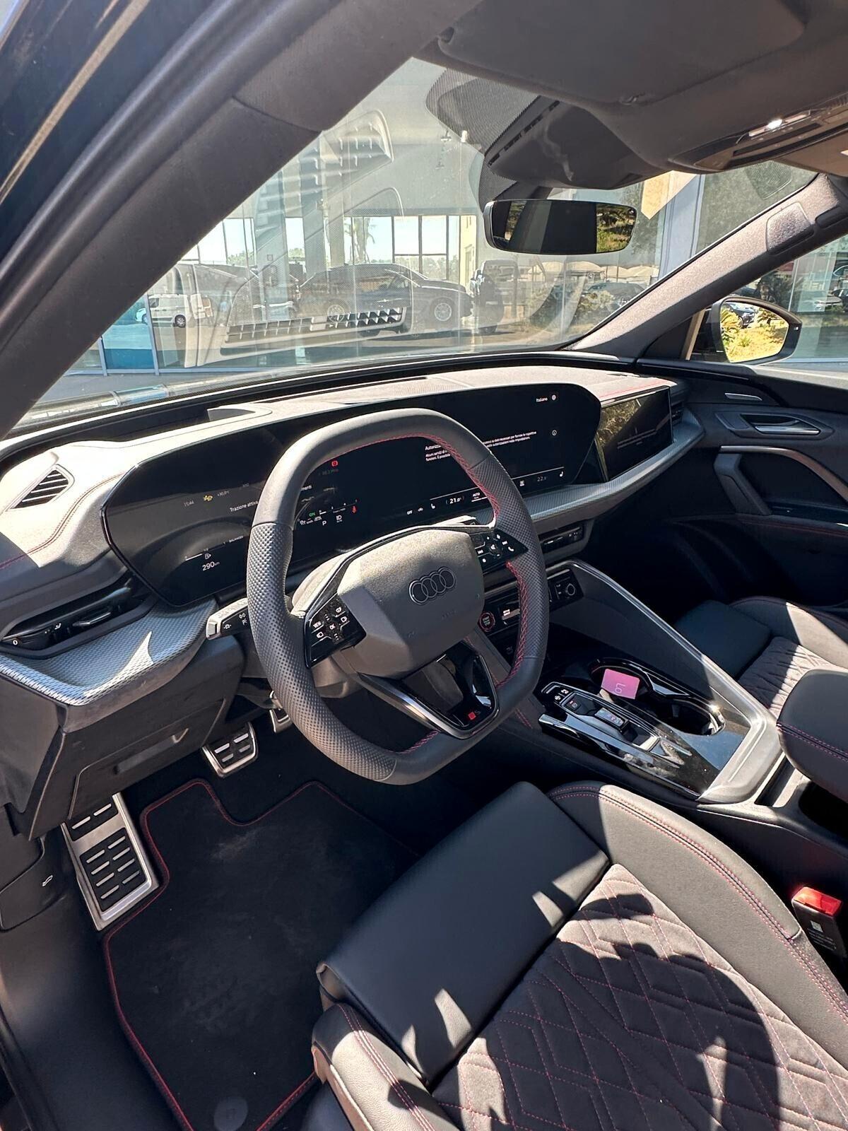 Audi Q5 MHEV+ S tronic possibilità noleggio no scoring