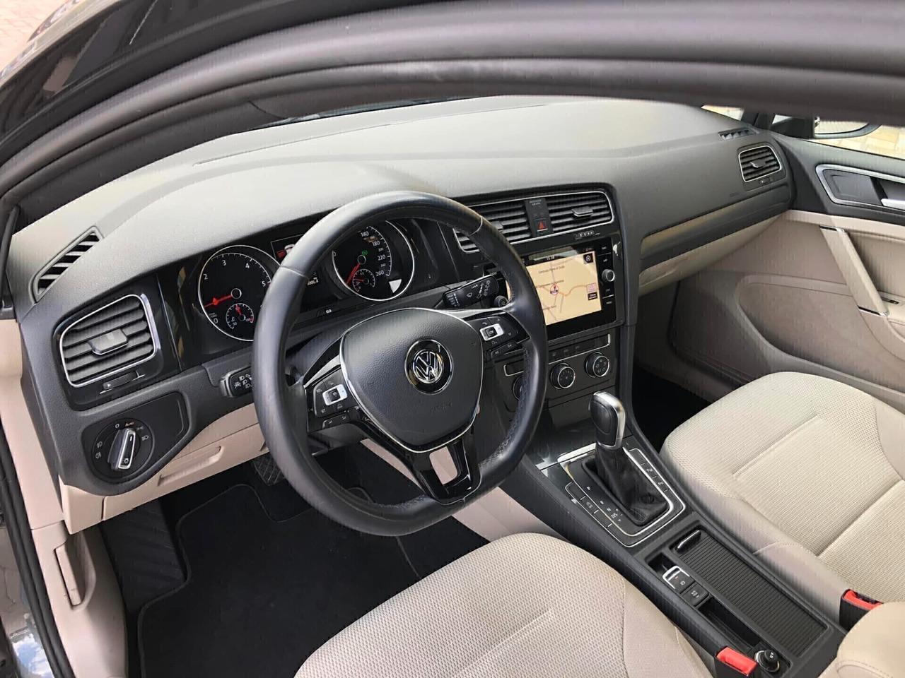 Volkswagen Golf 1.6 TDI 115CV DSG 2018 NAVI