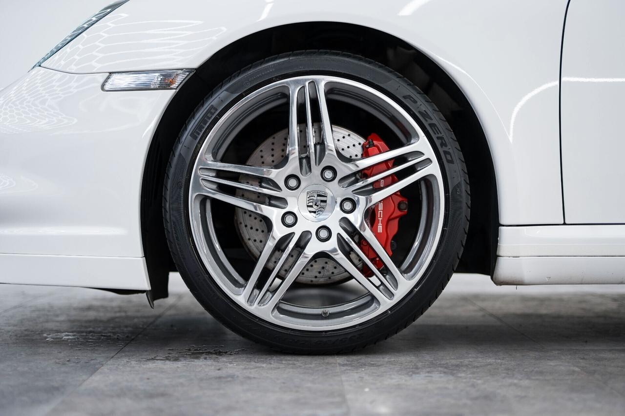 Porsche 911 Turbo Coupé MANUALE