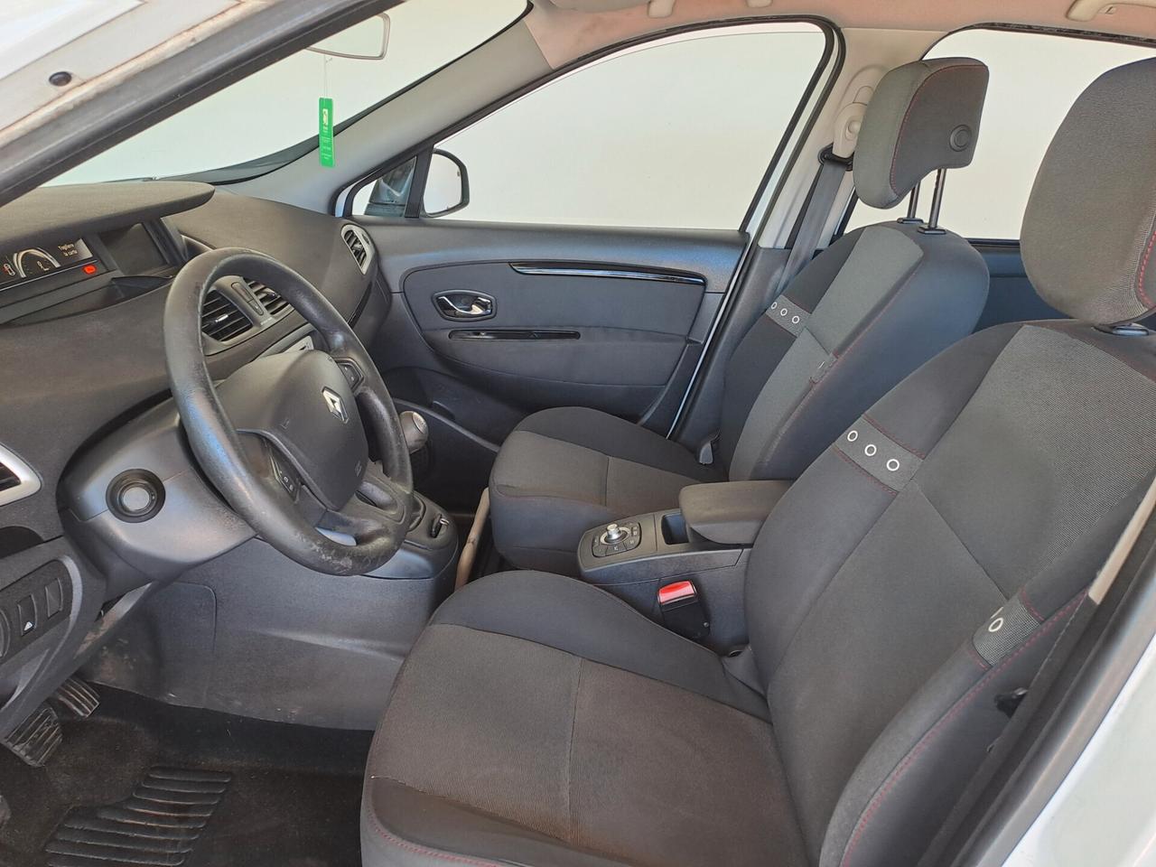 Renault Scénic XMod 1.5 dCi AUTOCARRO N1