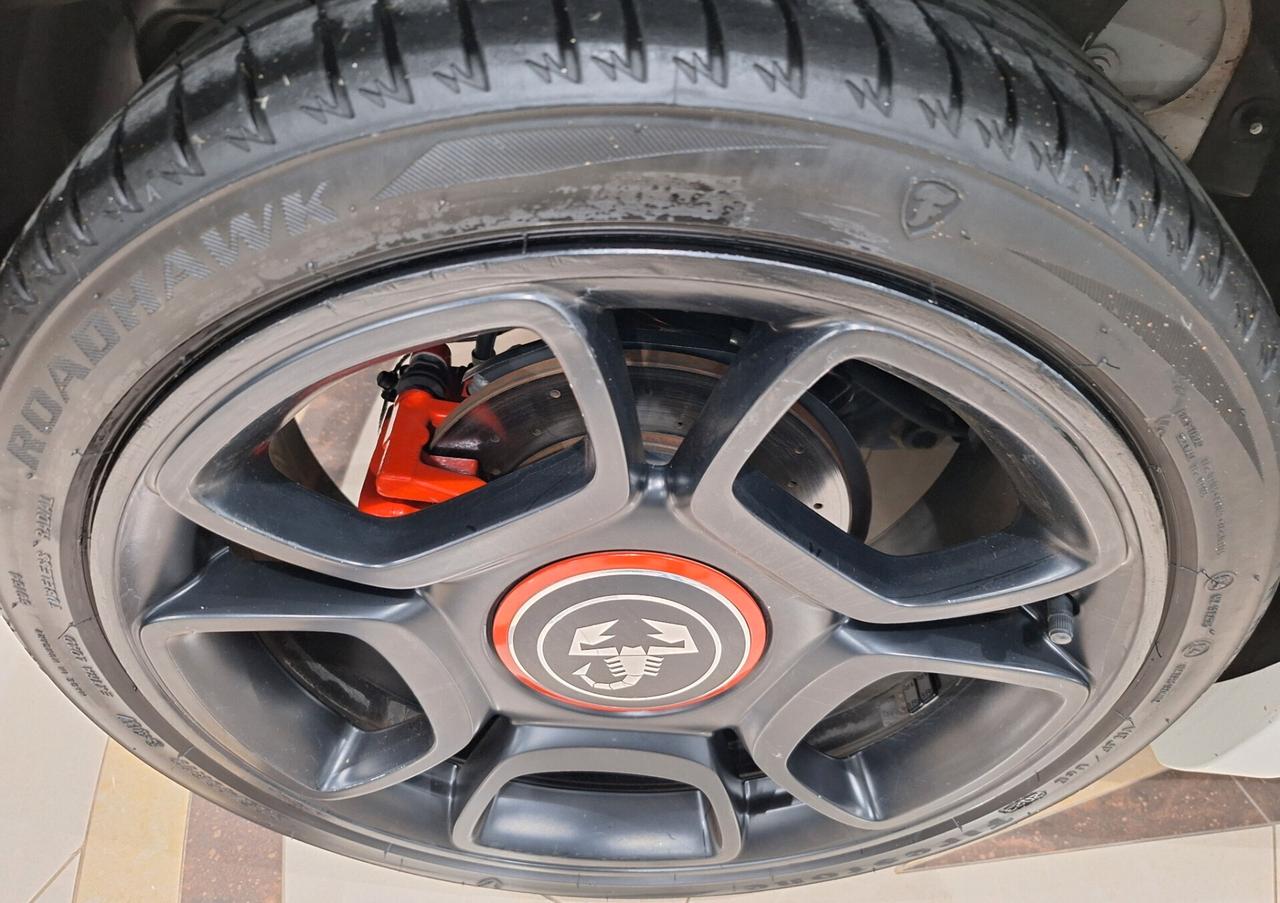 Abarth 595 1.4 Turbo T-Jet 160 CV Pista