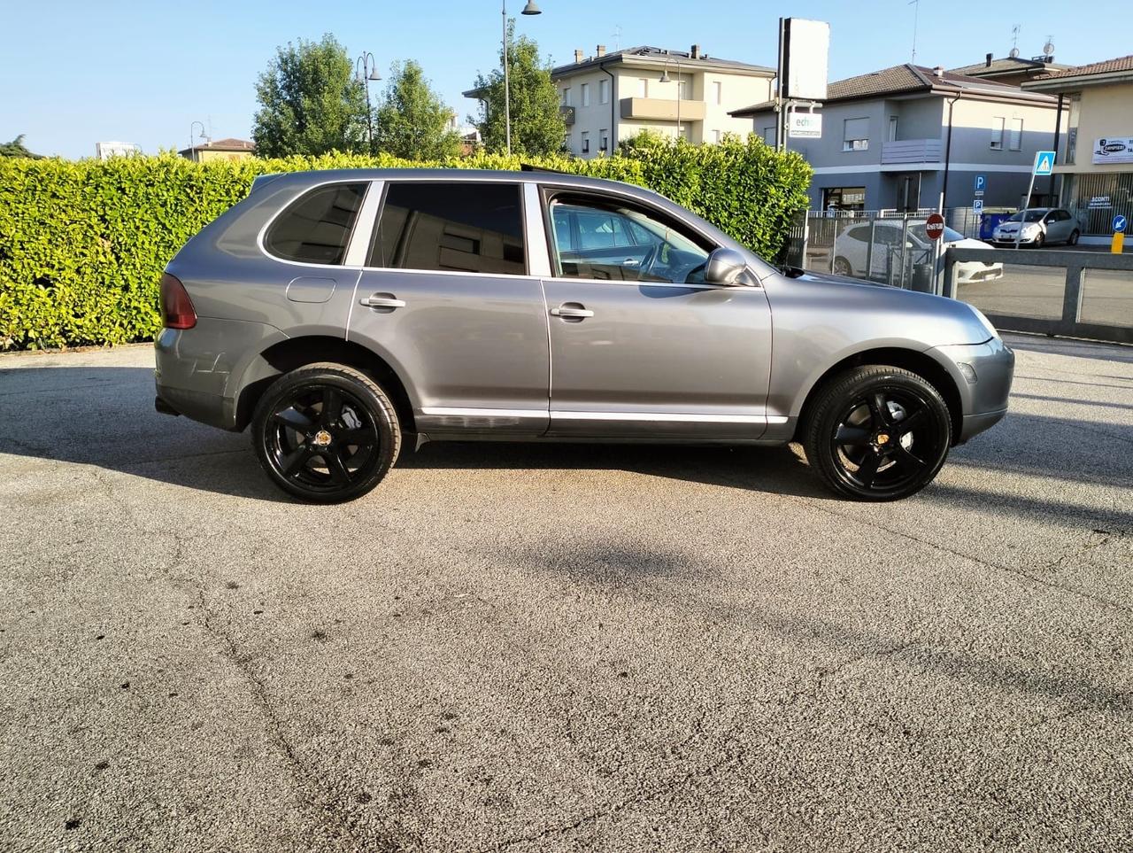 Porsche Cayenne 4.5 cat S