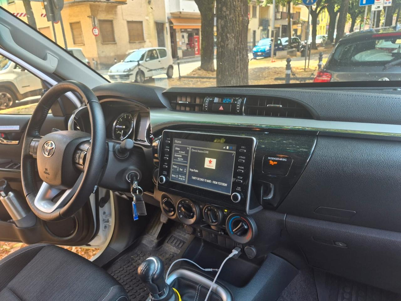 Toyota Hilux 2.4 D-4D 4WD 4 porte Double Cab Lounge