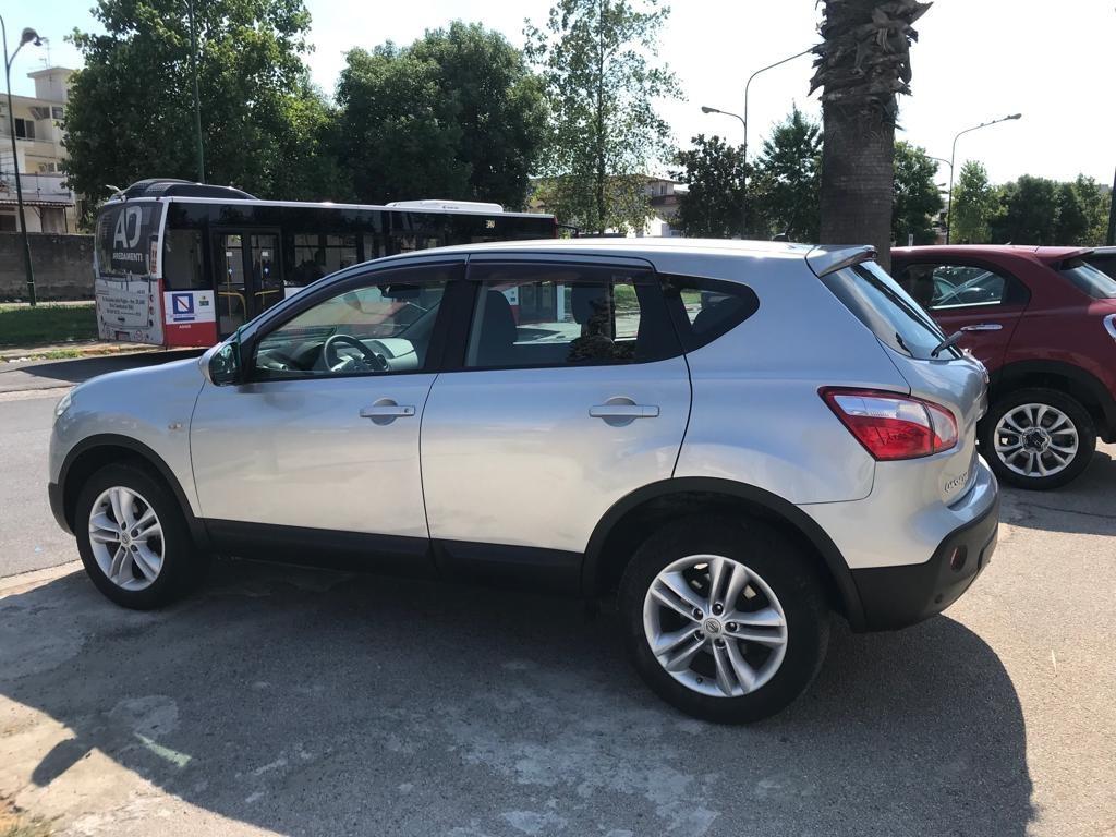 Nissan Qashqai 1.5 dCi DPF Tekna 110 CV 81 KW pari al nuovo