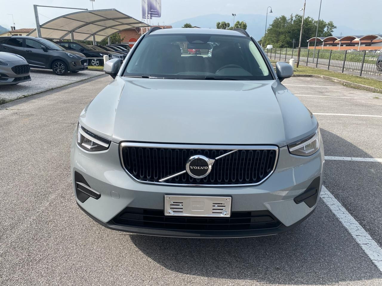 Volvo XC40 B3 (Benzina/Hybrid) Autom. Essential