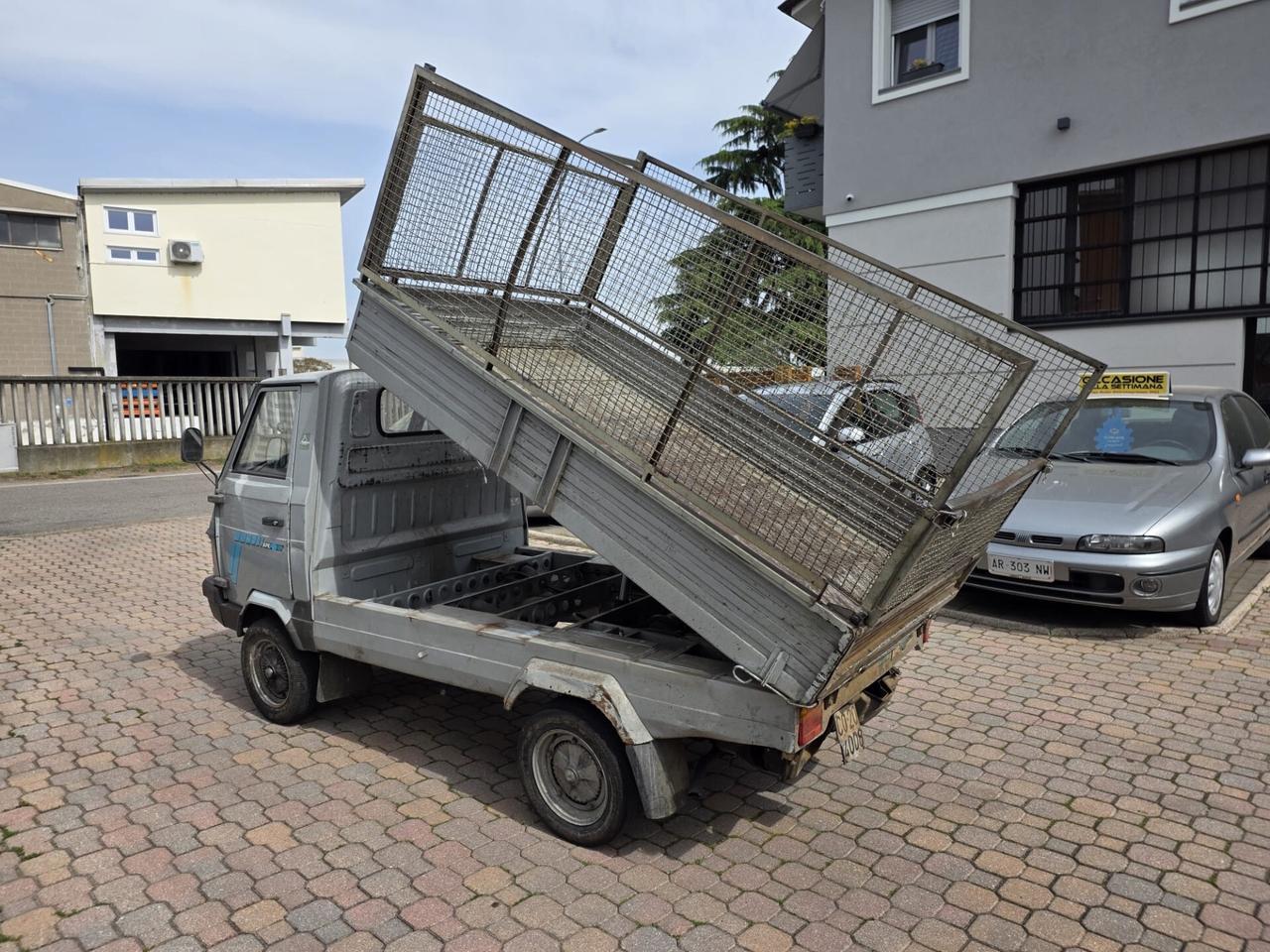 Piaggio Poker Ape 422 cilindra 14.5kw. - 19.7cv. Ribaltabile