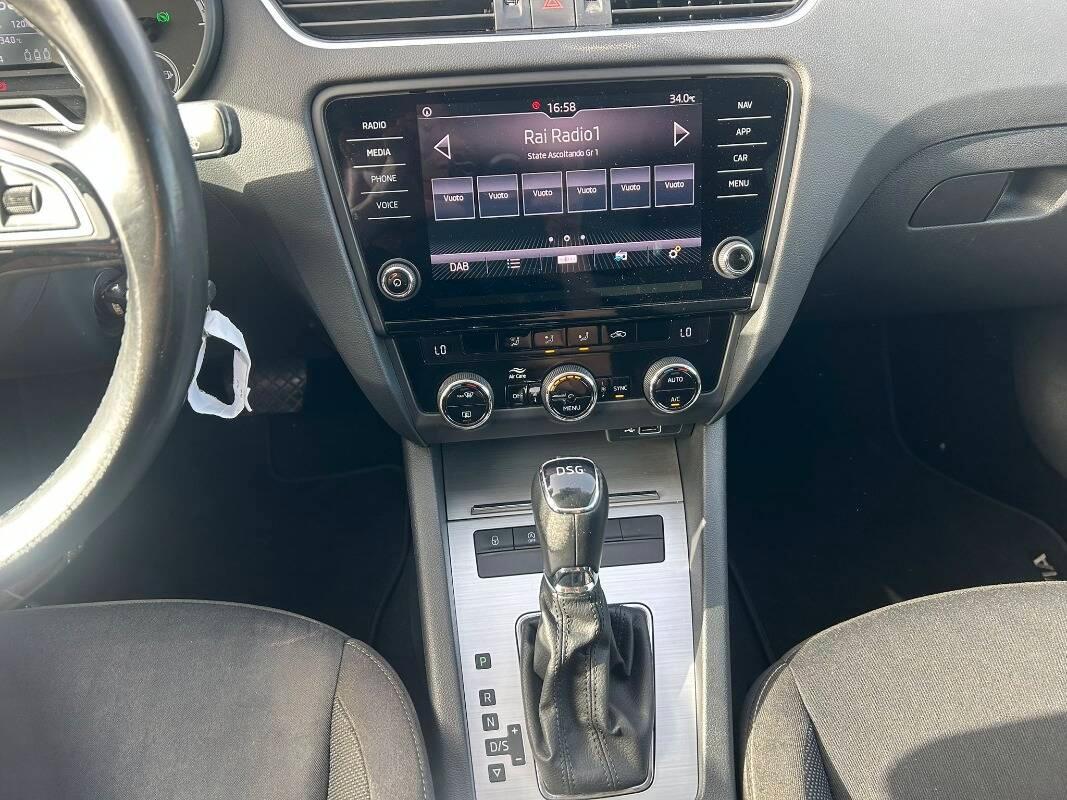 Skoda Octavia Wagon 1.5 g-tec Ambition 130cv dsg