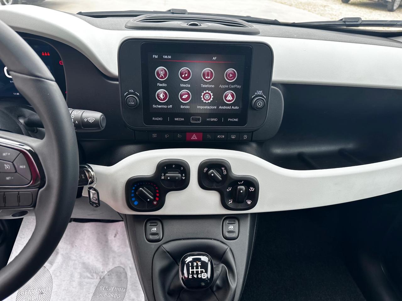 Fiat Panda 1.0 Hybrid Pandina CROSS