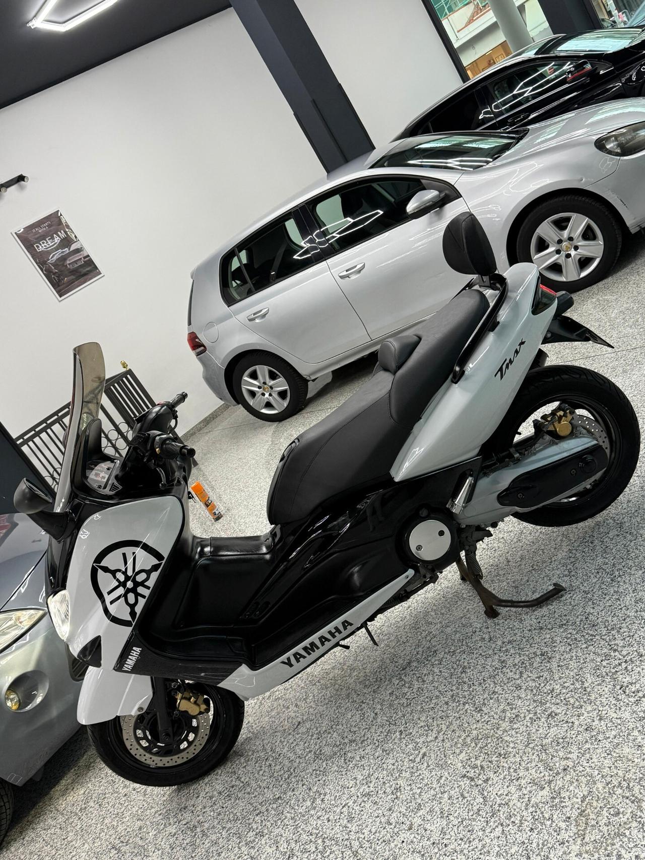 Yamaha TMAX