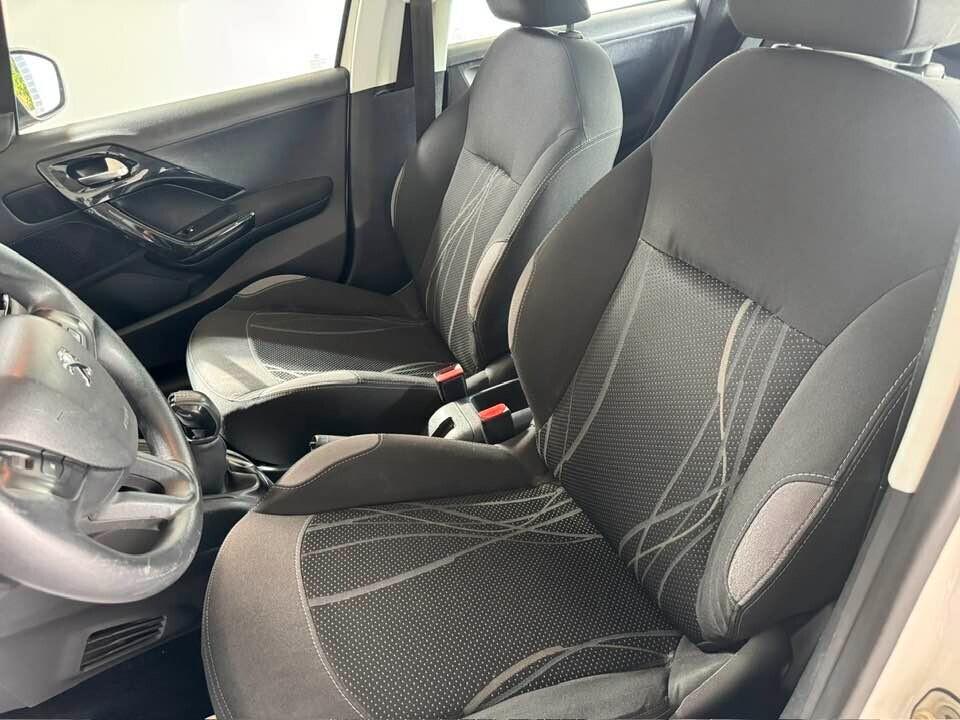 Peugeot 208 1.4 HDi 68 CV 5 porte Active