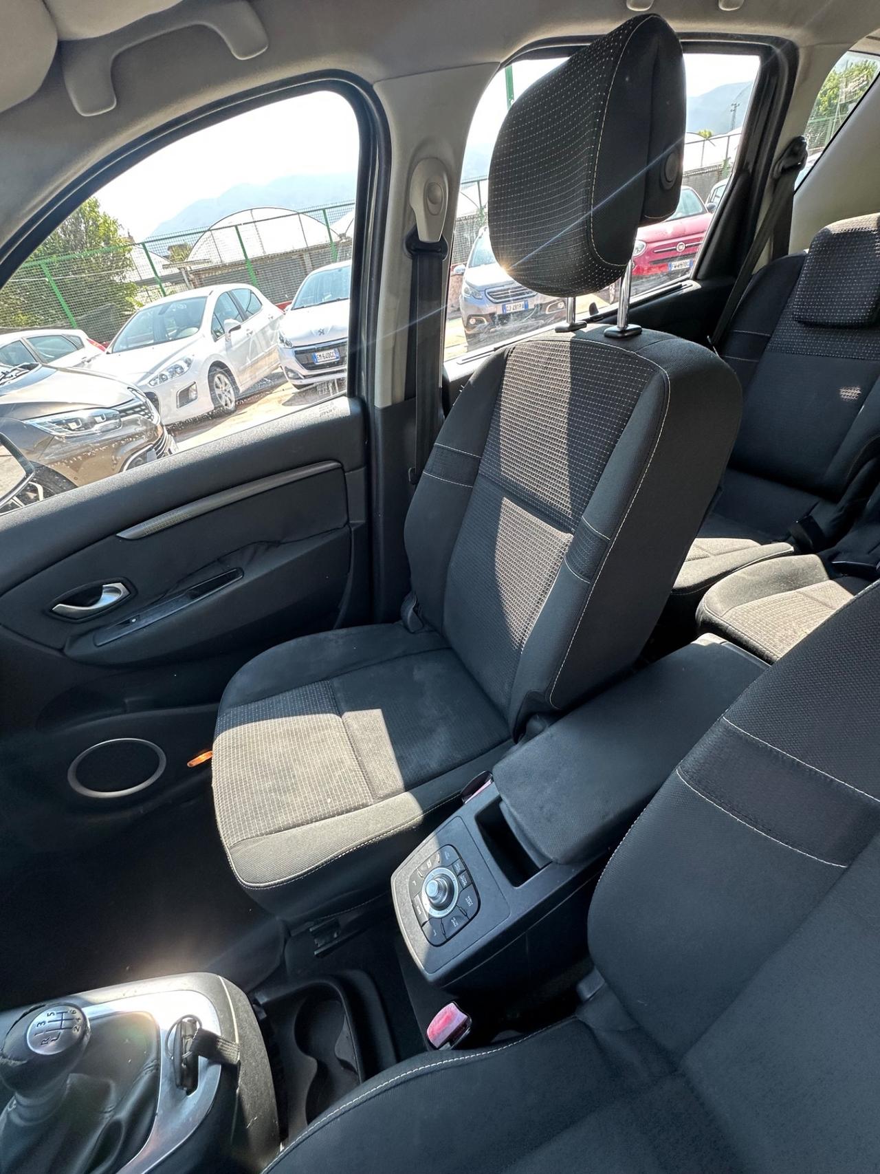 Renault Scenic Scénic X-Mod 1.5 dCi 110CV Luxe