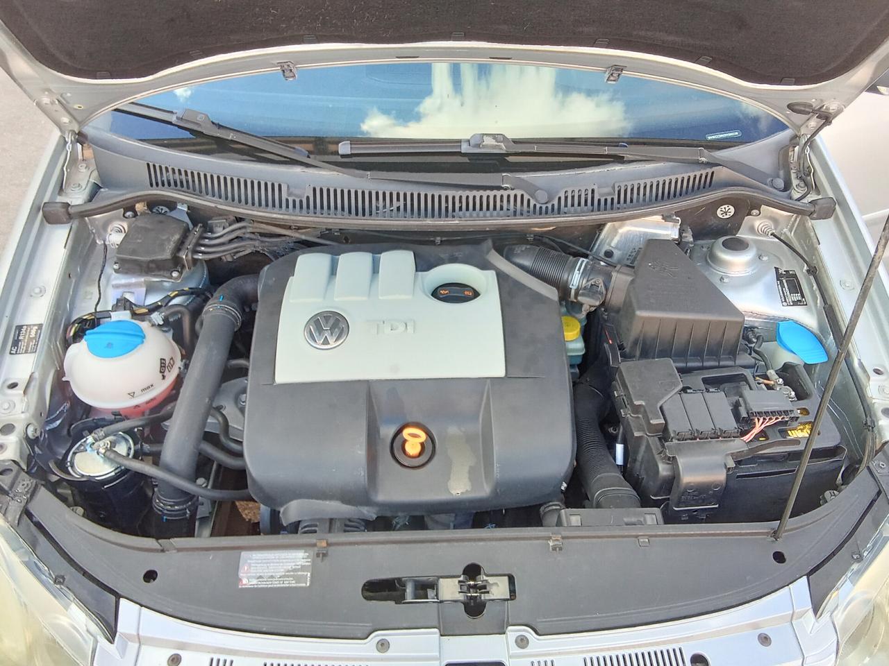 Volkswagen Polo 1.4/80CV TDI 5p. Sportline