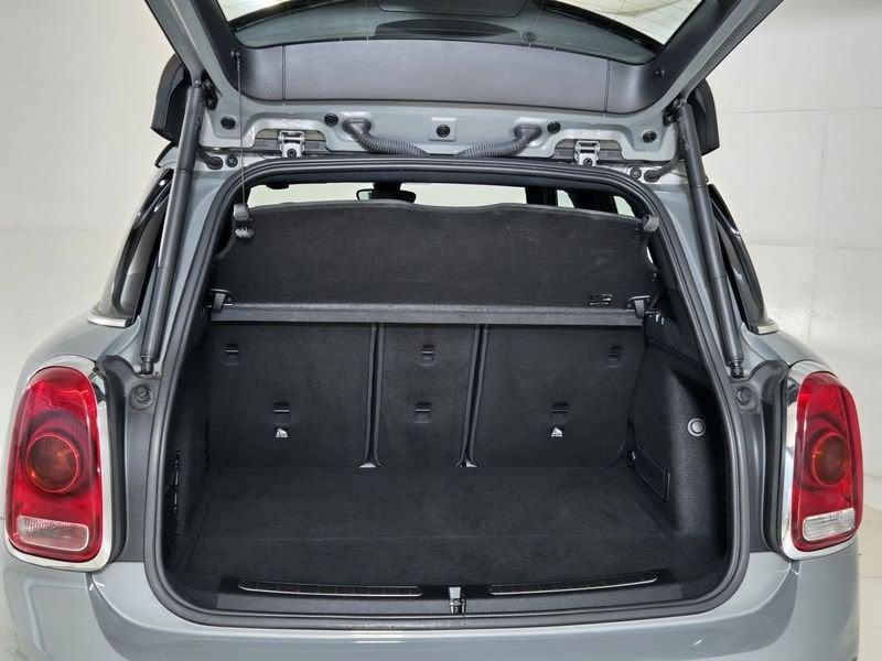 MINI Countryman Mini F60 2017 Diese Mini 2.0 Cooper D Hype all4 auto my18