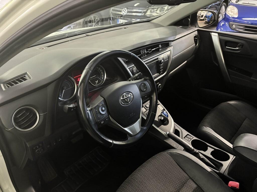 TOYOTA AURIS HYBRID 1.8 EXECUTIVE