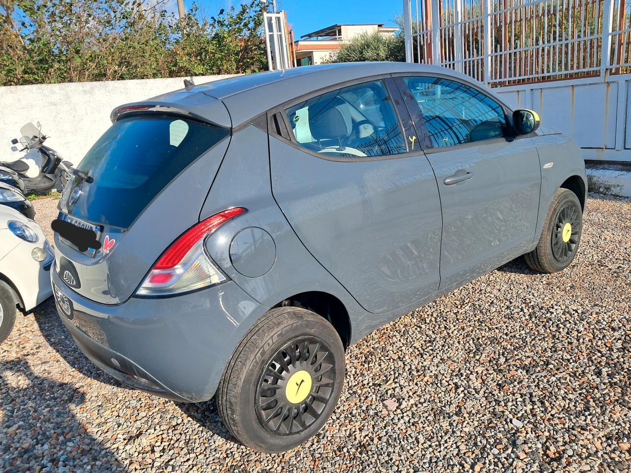 Lancia Ypsilon 900 Twin air Metano