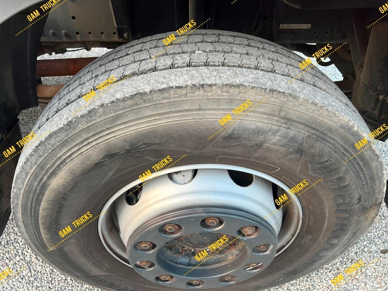 MAN 18.285 LE 280 scarrabile 6x2 cambio manuale