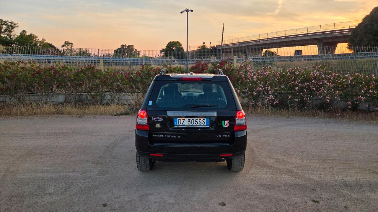 Land Rover Discovery 4 2.7 TDV6 HSE