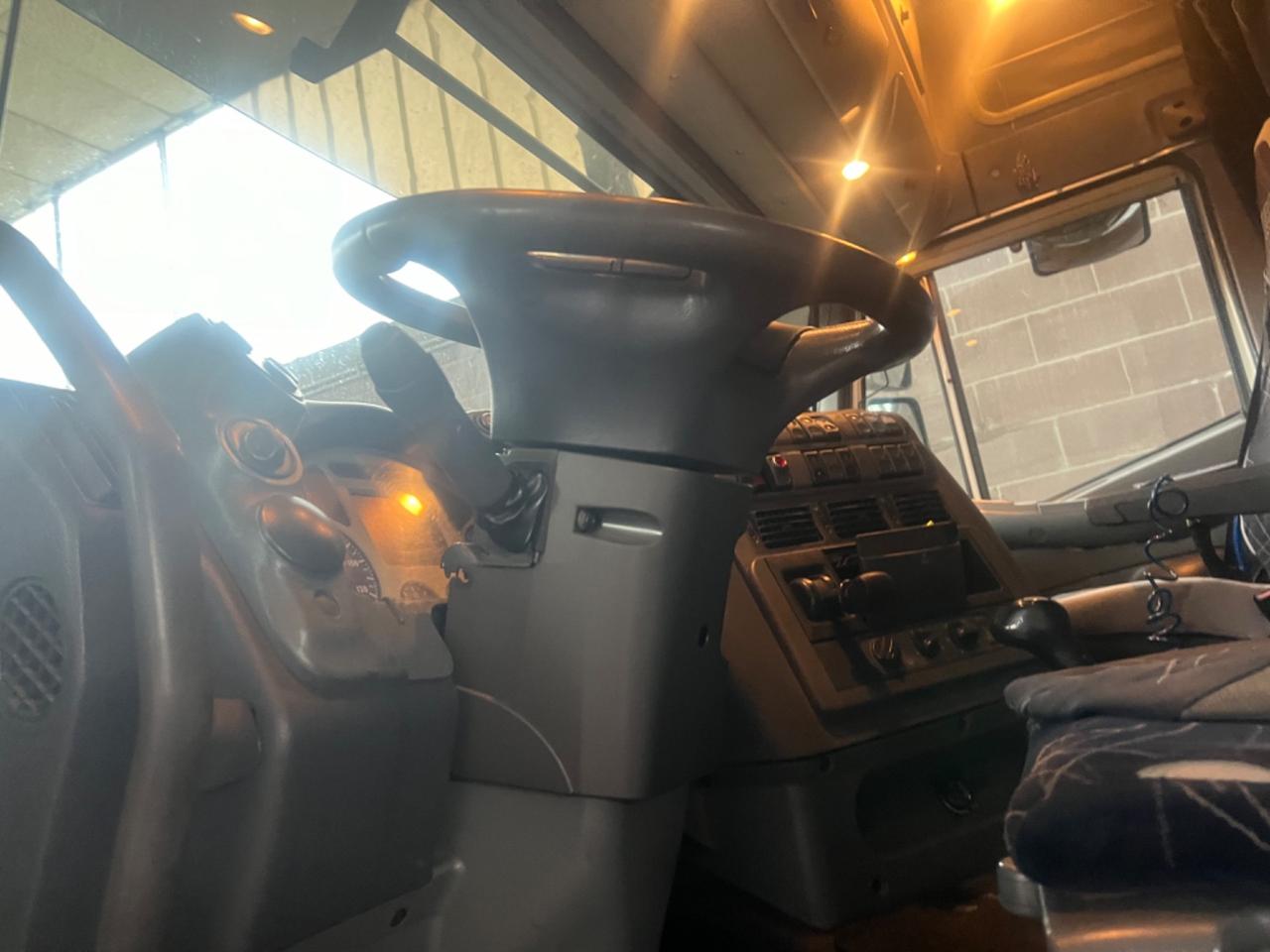 Iveco Stralis 480 Manuale 3 Assi