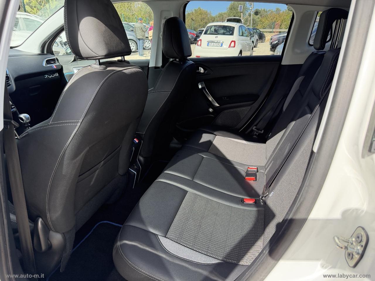 PEUGEOT 2008 BlueHDi 120 S&S Allure