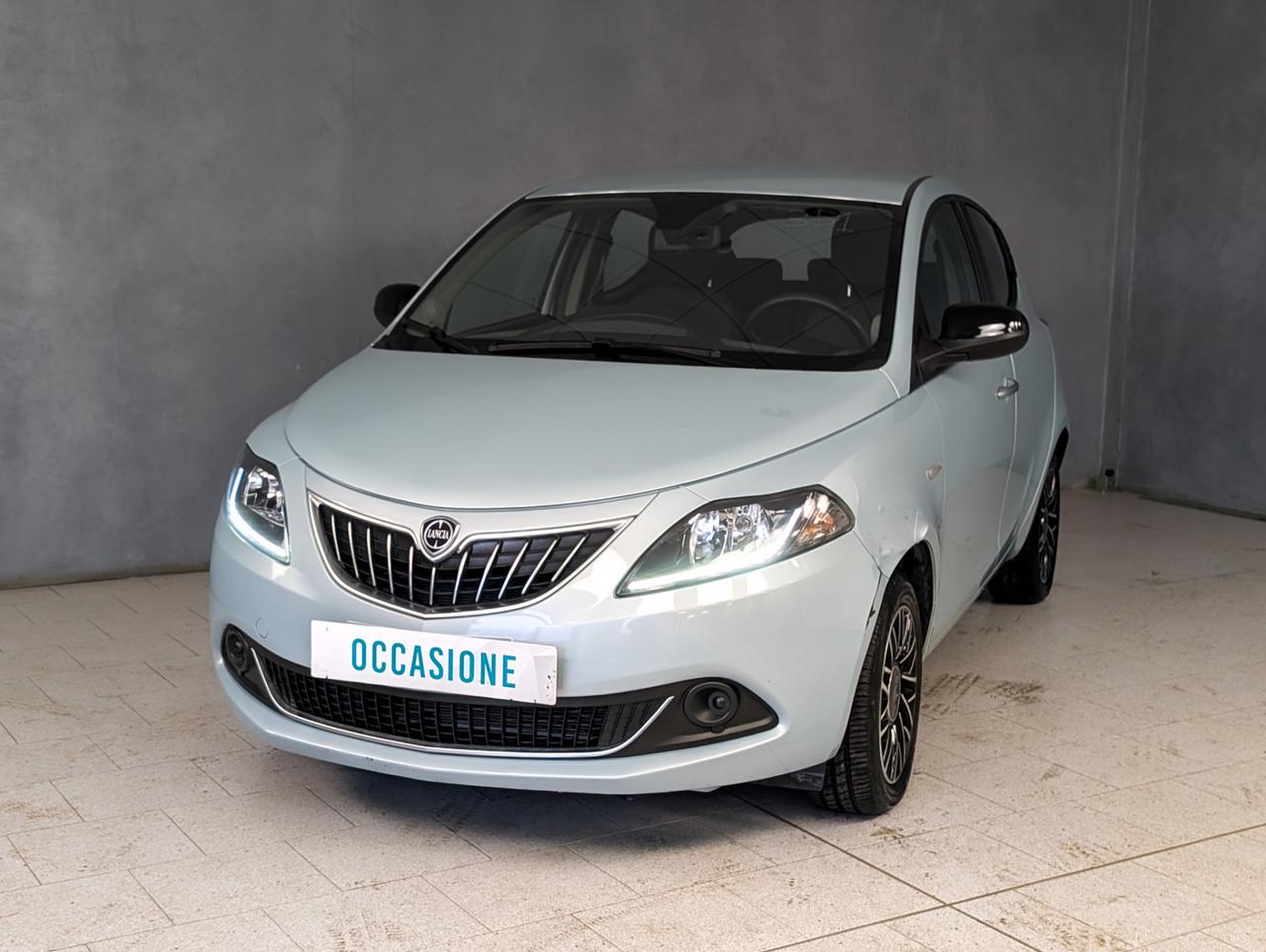 Lancia Ypsilon 1.0 Hybrid 70cv Platino