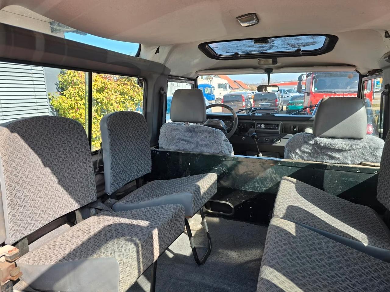 Land Rover Defender 90 2.5 Td5 SW 6 POSTI