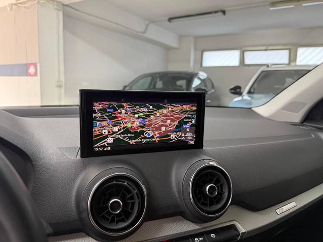 AUDI Q2 30 TFSI Business