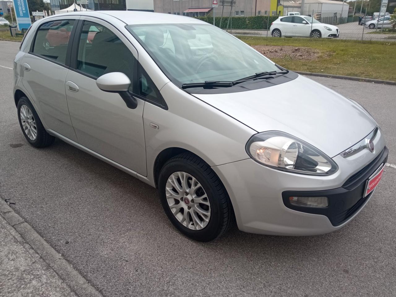 FIAT PUNTO EVO 1.2 OK NEOPATENTATI