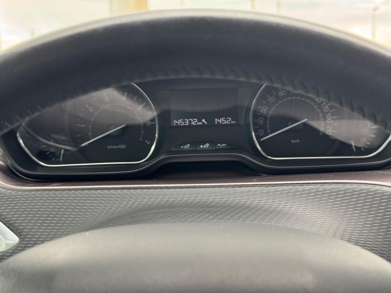 Peugeot 2008 1.2 VTi 82CV Active