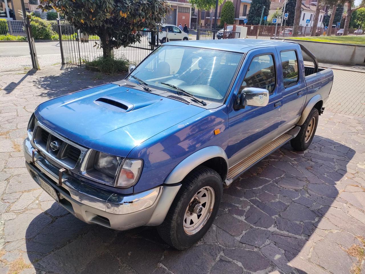 Nissan Navara Double Cab King Cab 2.5 TD