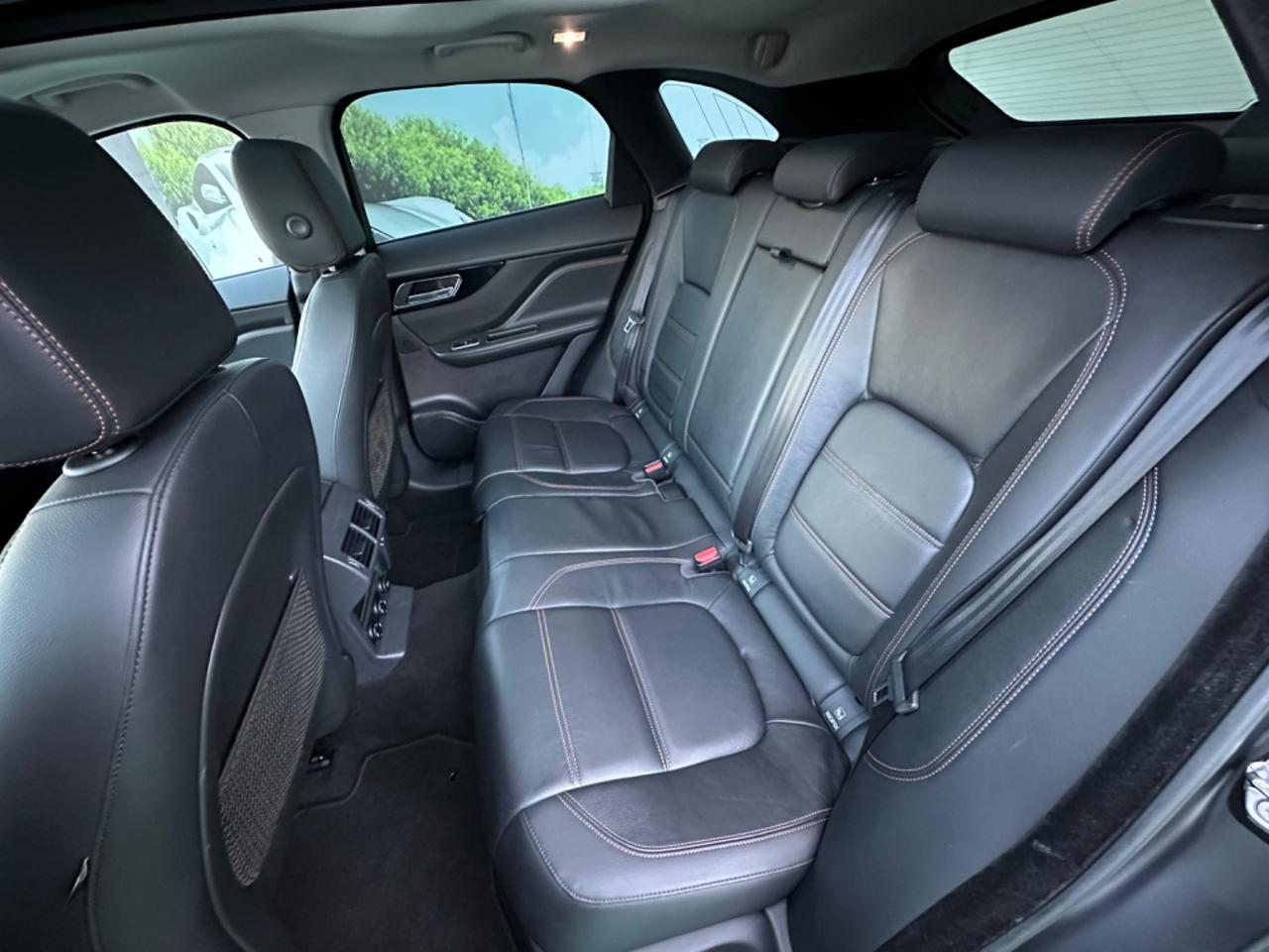 Jaguar F-Pace 2.0d 180cv awd Auto Prestige 2017