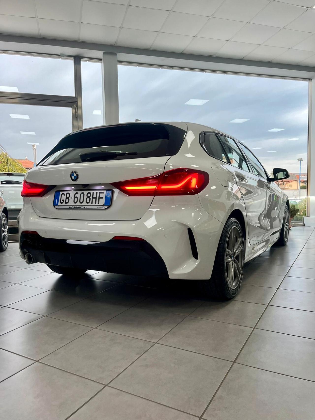 Bmw 116 116d 5p. Msport
