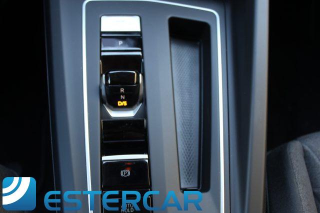 VOLKSWAGEN Golf 8.5 1.5 TSI eHybrid DSG Edition Plus