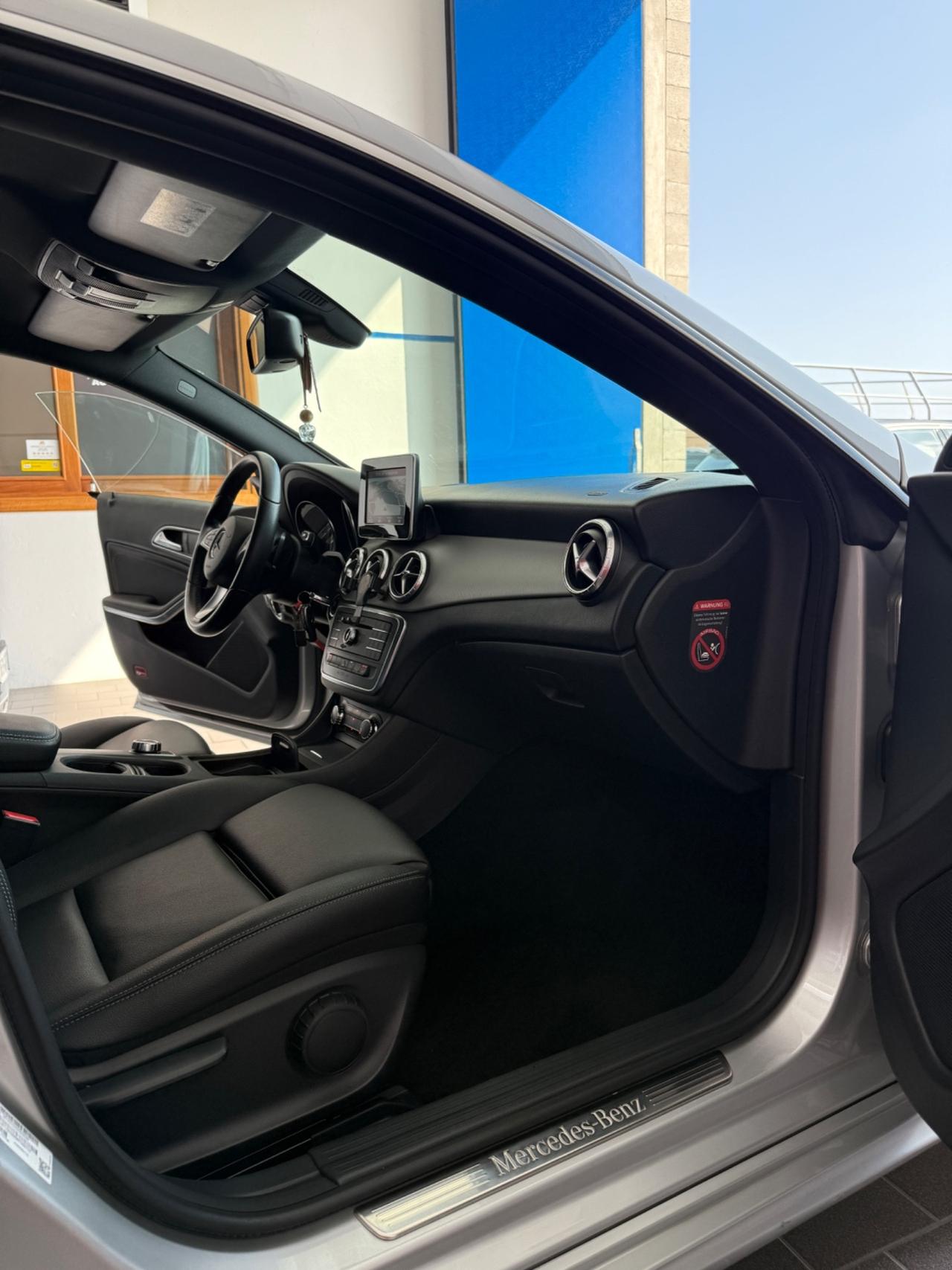 Mercedes-benz CLA 180 Sport 122cv