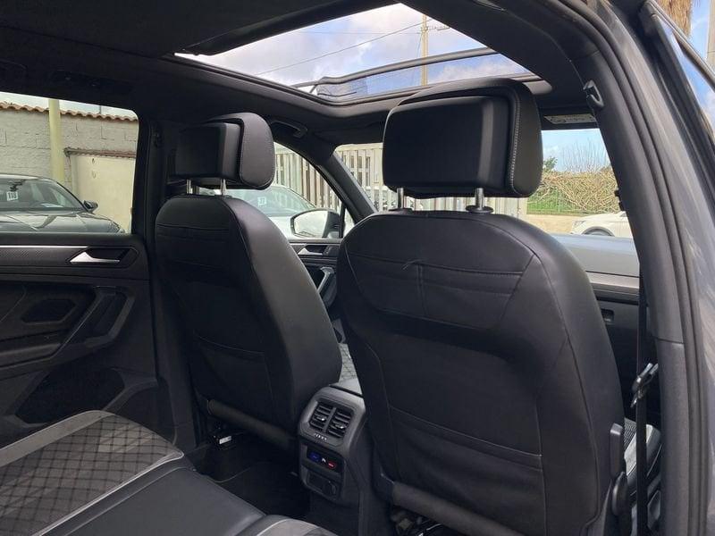 Volkswagen Tiguan R-Line 2.0 TDI 150CV DSG Tetto