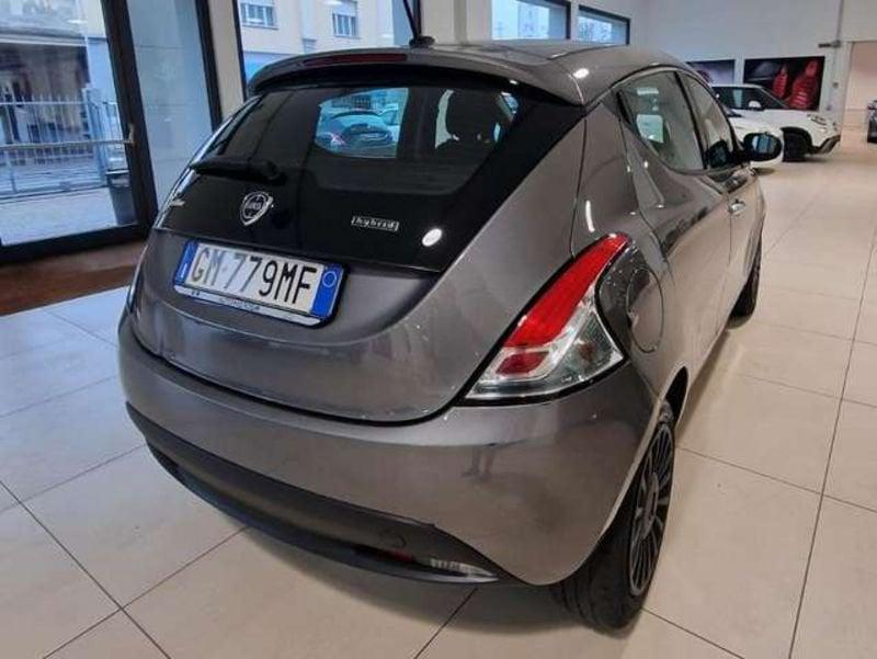 Lancia Ypsilon III 2021 1.0 firefly hybrid Silver s