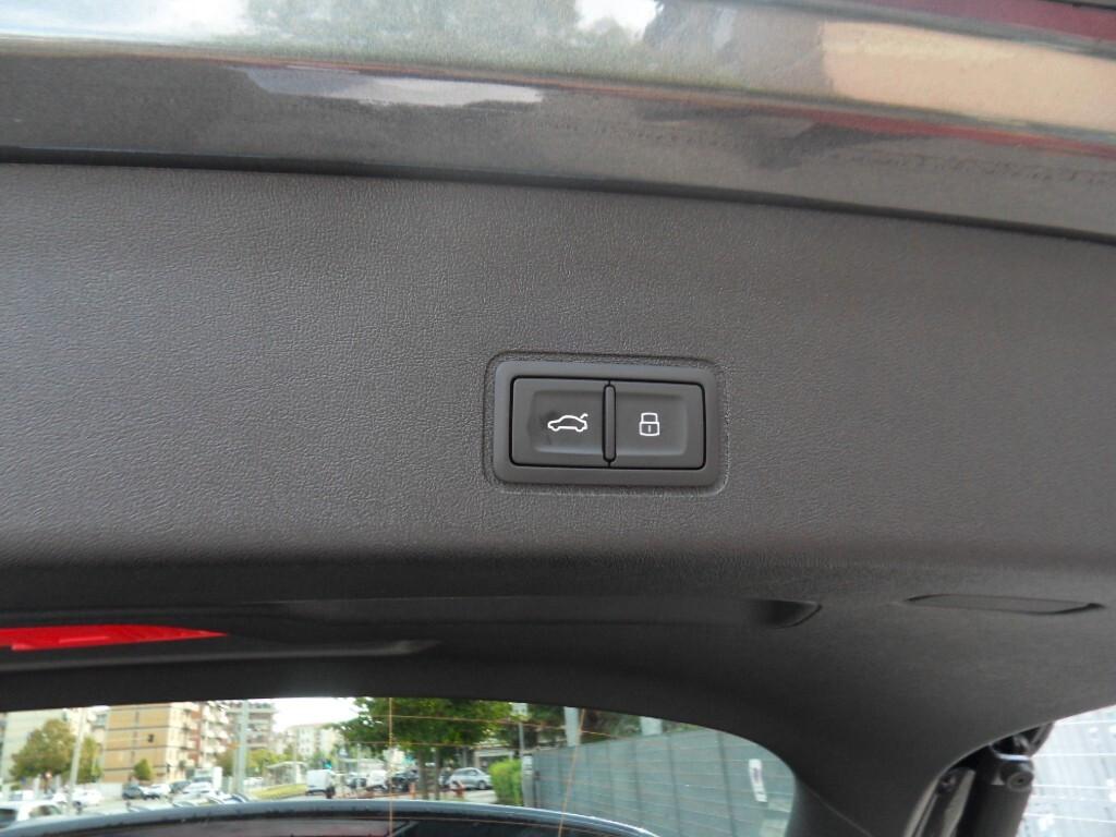 Audi Q3 TDI 110 kW S tronic Line edition