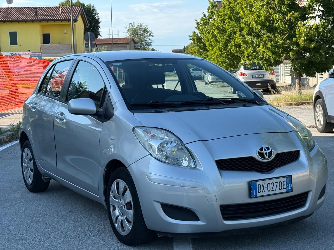Toyota Yaris 1.3 5 porte Sol