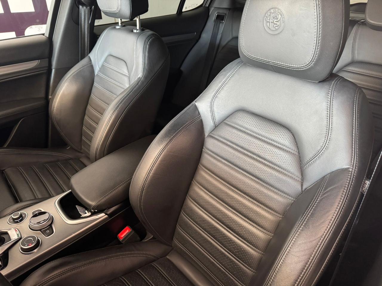 Alfa Romeo Stelvio 210 CV AT8 Q4 Veloce