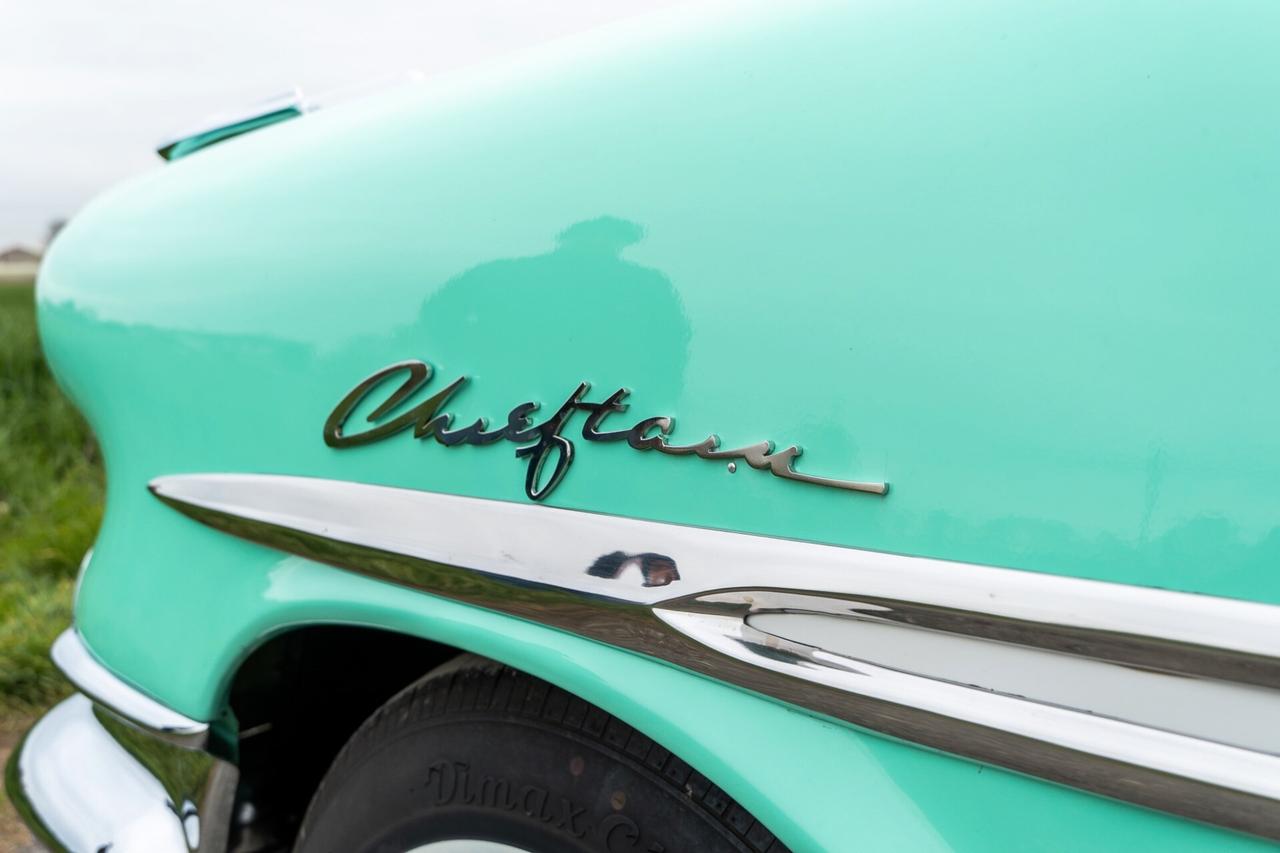 PONTIAC CHIEFTAIN 5.7 V8 - 2 DOOR HARDTOP 1957 - RESTAURO TOTALE