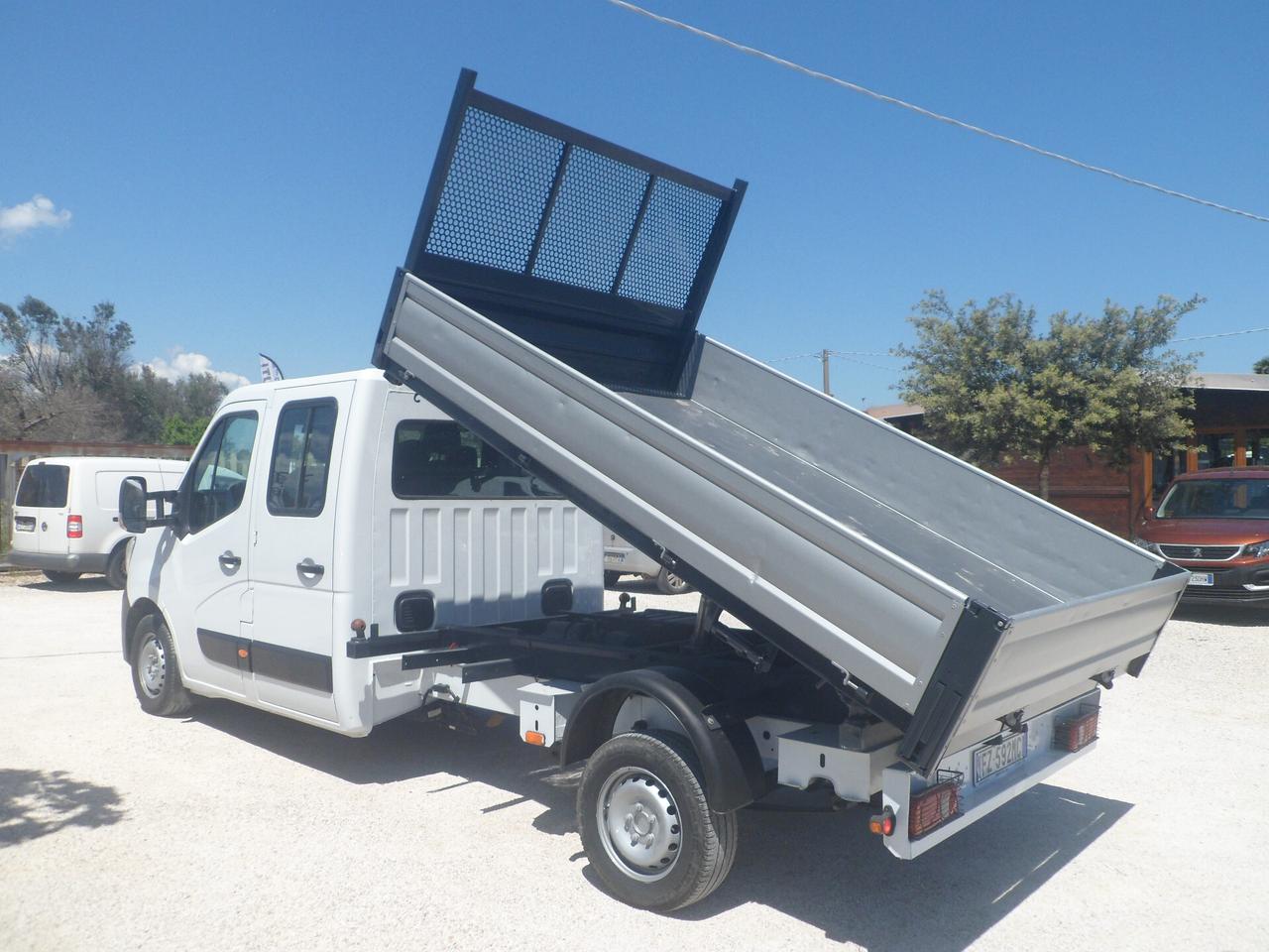 Renault Master doppia cabina ribaltabile