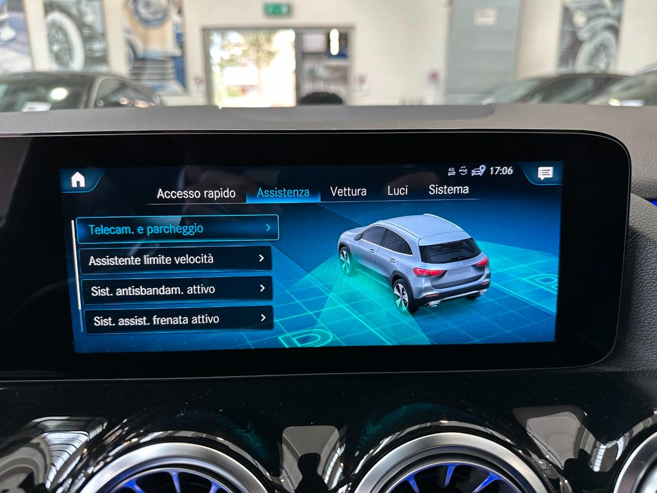 Mercedes GLA 200 d Sport Plus auto-LED-18"-Camera-Carplay-IVA