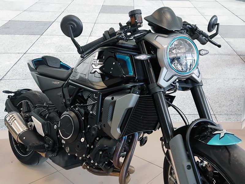 CFMoto 700 CL-X Sport